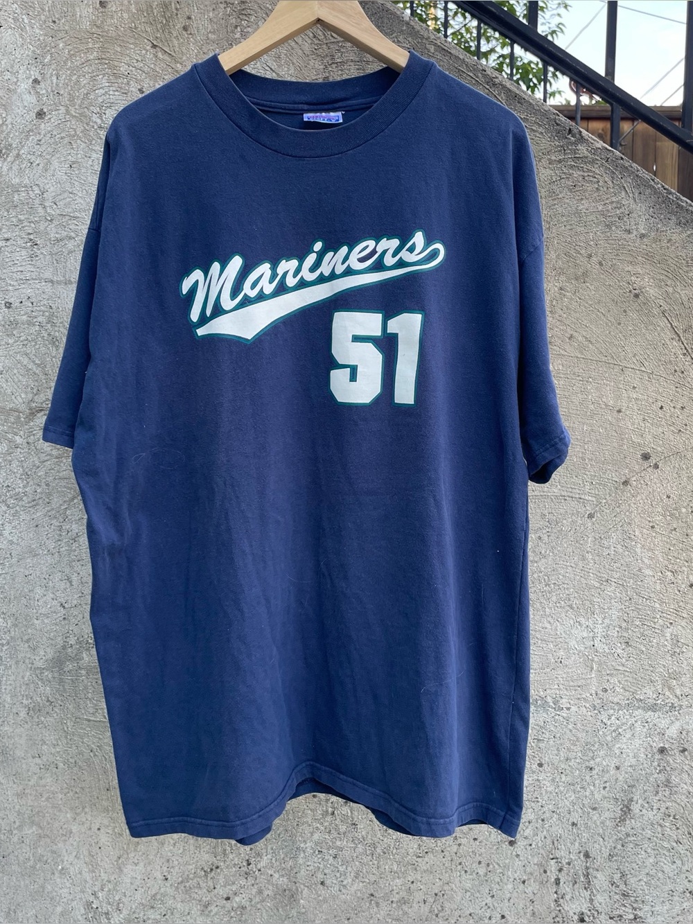Hanes Beefy tee Ichiro Seattle Mariners #51 jersey t shirt size XL/2XL 24.5x31.5